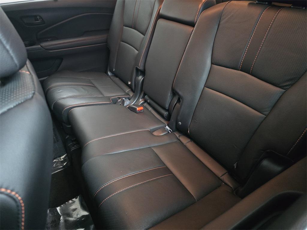 used 2022 Honda Pilot car, priced at $28,820