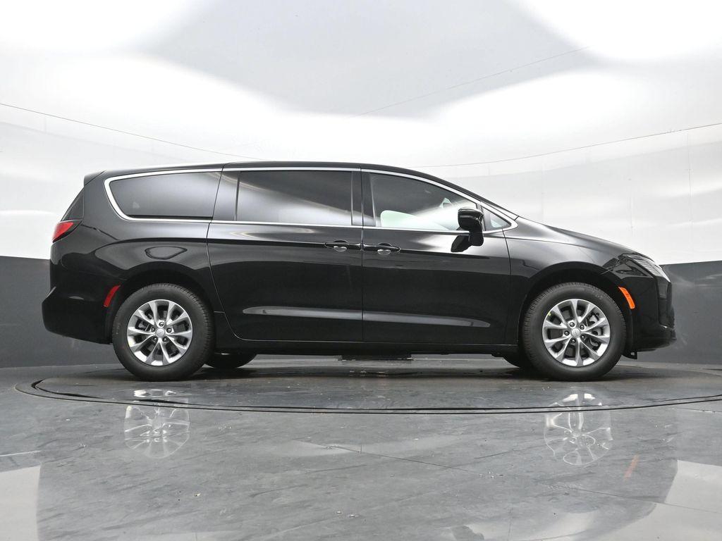 new 2027 Chrysler Pacifica car, priced at $51,585