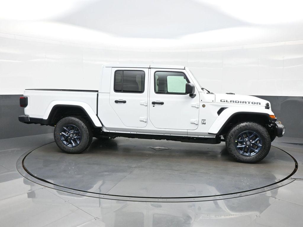 new 2026 Jeep Gladiator car, priced at $47,066