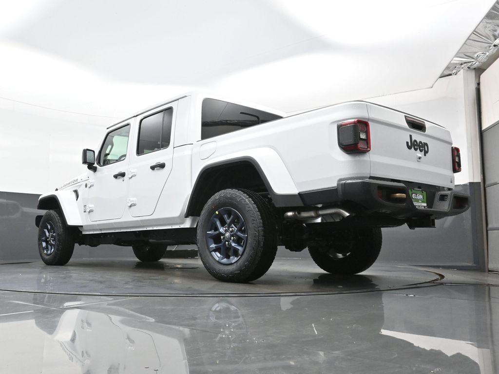 new 2026 Jeep Gladiator car, priced at $47,066