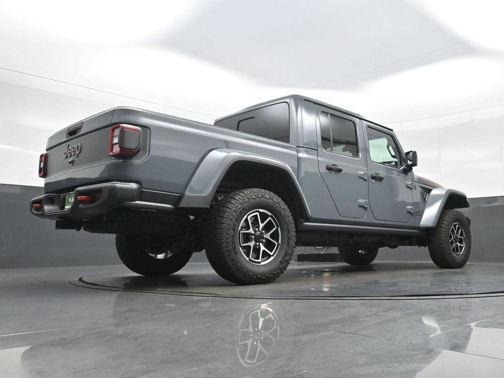 new 2026 Jeep Gladiator car, priced at $51,744