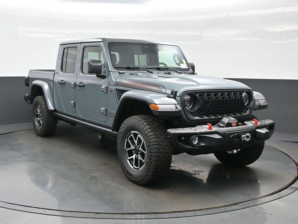 new 2026 Jeep Gladiator car, priced at $51,744