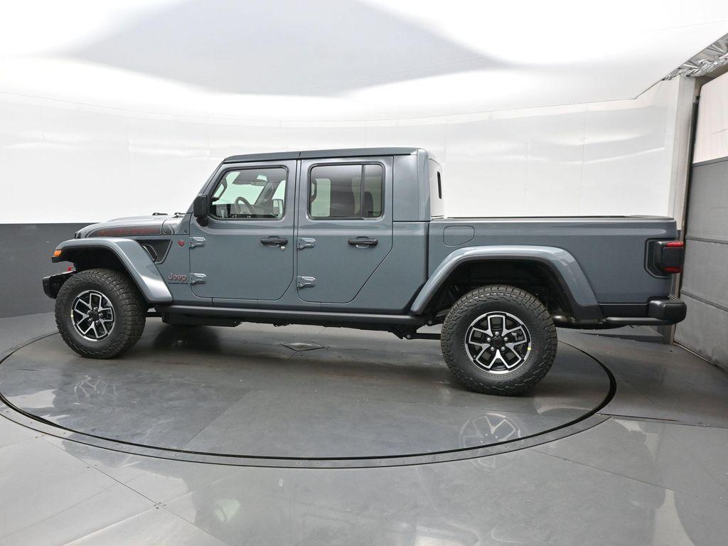 new 2026 Jeep Gladiator car, priced at $51,744