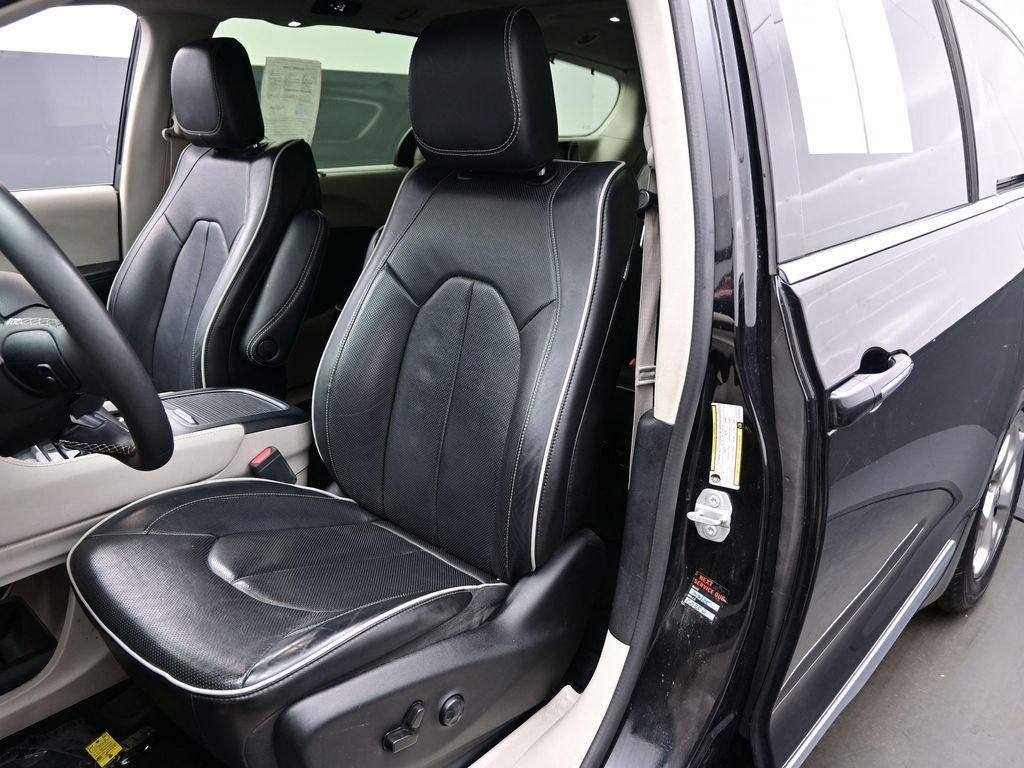 used 2022 Chrysler Pacifica car, priced at $23,899