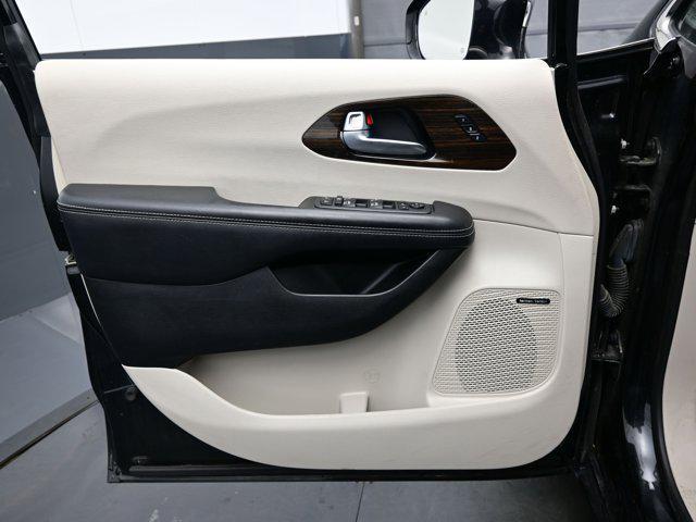 used 2022 Chrysler Pacifica car, priced at $24,351