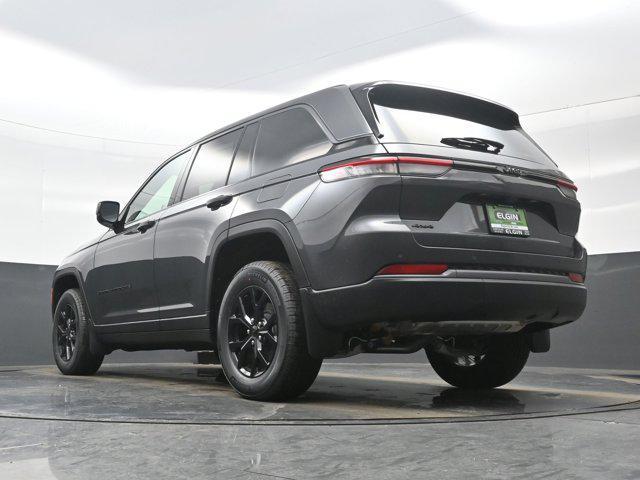 new 2026 Jeep Grand Cherokee car, priced at $43,588