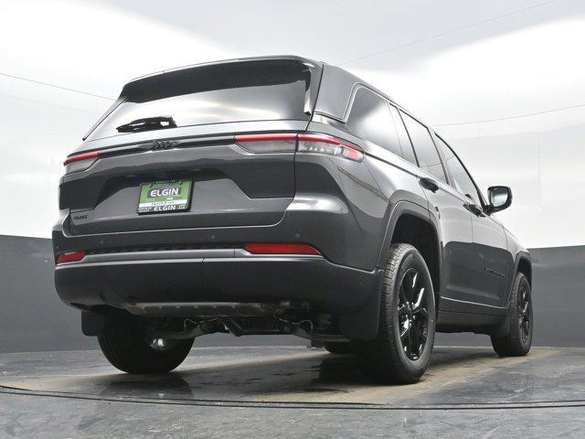 new 2026 Jeep Grand Cherokee car, priced at $43,588