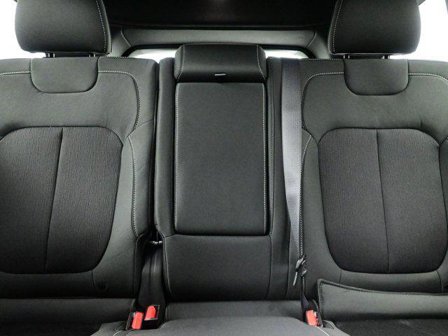 new 2025 Jeep Grand Cherokee car, priced at $33,970