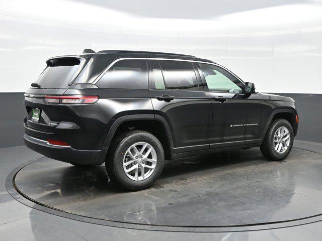 new 2025 Jeep Grand Cherokee car, priced at $33,970