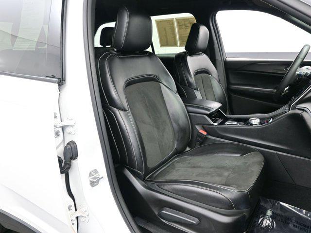 used 2023 Jeep Grand Cherokee car, priced at $28,490