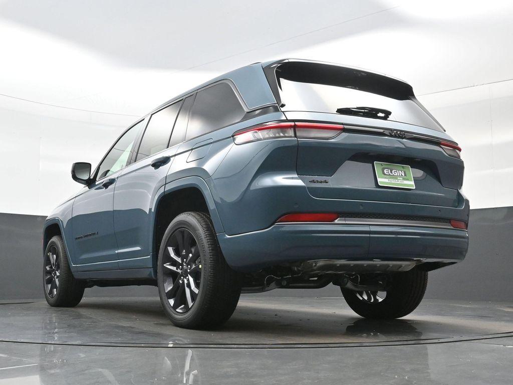 new 2026 Jeep Grand Cherokee car, priced at $45,632