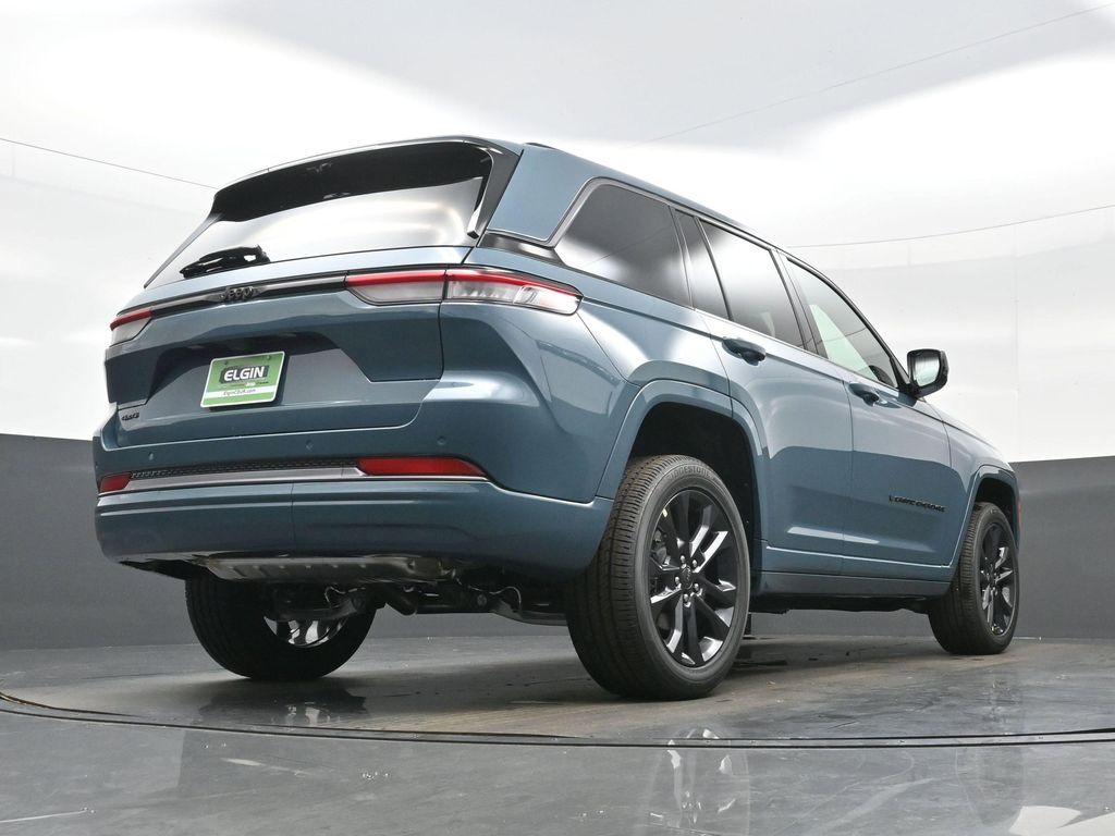 new 2026 Jeep Grand Cherokee car, priced at $45,632