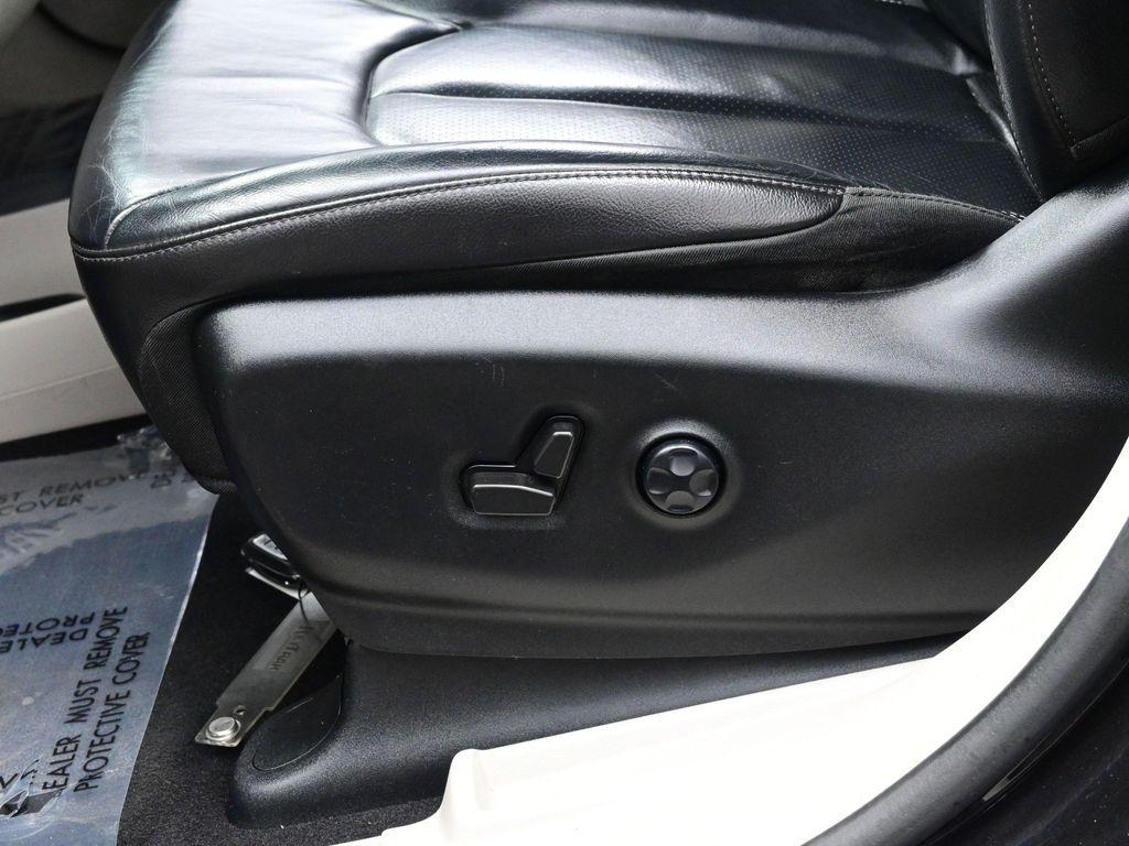 used 2022 Chrysler Pacifica car, priced at $19,983