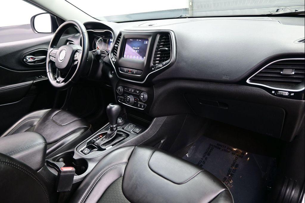 used 2021 Jeep Cherokee car, priced at $17,203
