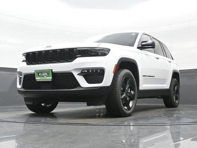 new 2025 Jeep Grand Cherokee car, priced at $40,805