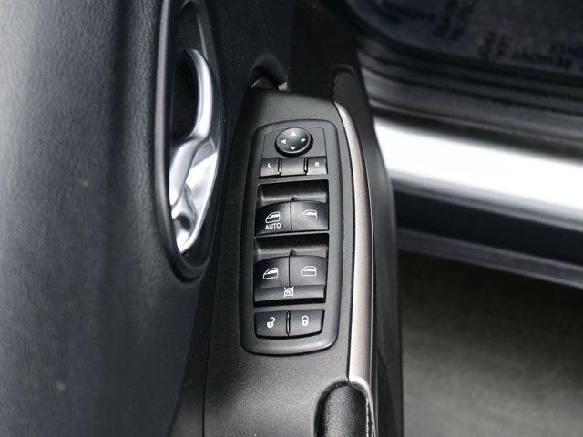 used 2019 Jeep Cherokee car, priced at $10,990