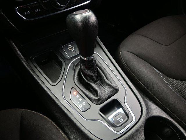 used 2019 Jeep Cherokee car, priced at $10,990