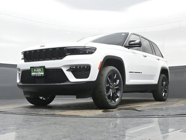 new 2025 Jeep Grand Cherokee car, priced at $43,090