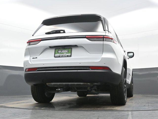 new 2025 Jeep Grand Cherokee car, priced at $43,090