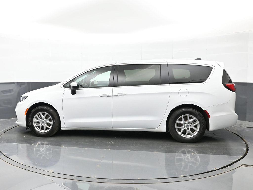 used 2023 Chrysler Pacifica car, priced at $23,930