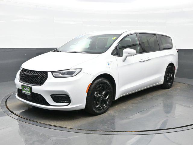 used 2022 Chrysler Pacifica Hybrid car, priced at $22,990