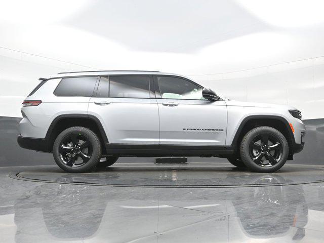 new 2025 Jeep Grand Cherokee L car, priced at $41,784