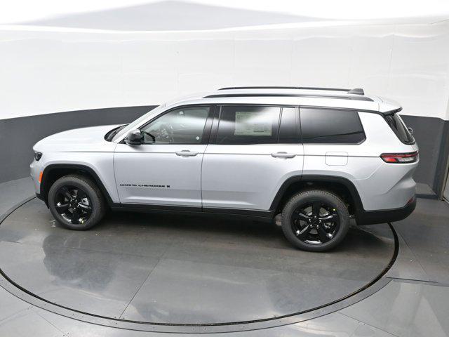 new 2025 Jeep Grand Cherokee L car, priced at $41,784