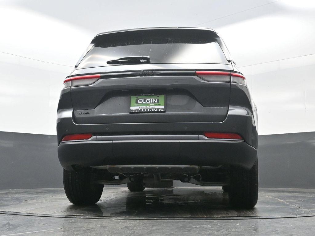 new 2026 Jeep Grand Cherokee car, priced at $40,424