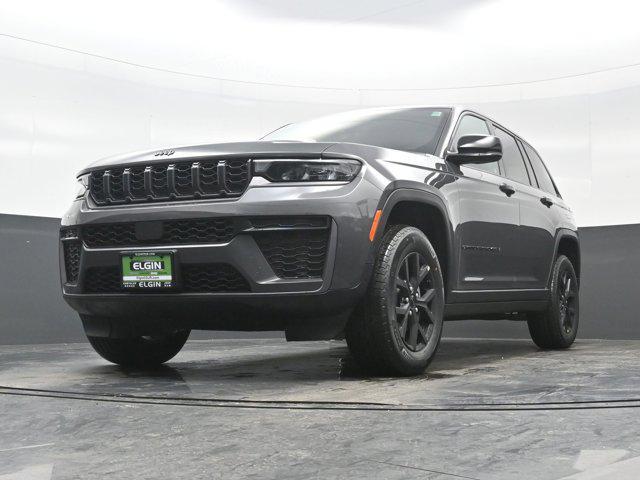 new 2026 Jeep Grand Cherokee car, priced at $44,011