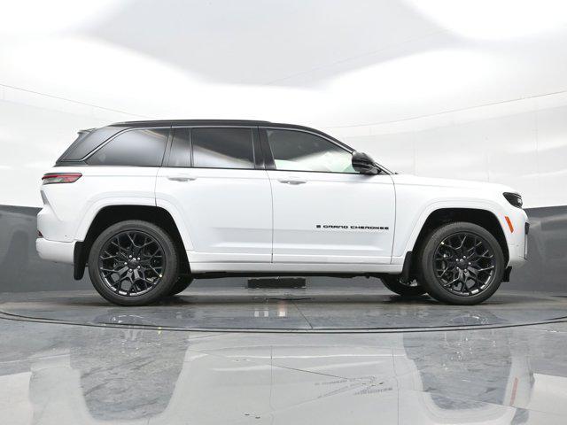 new 2026 Jeep Grand Cherokee car, priced at $63,842