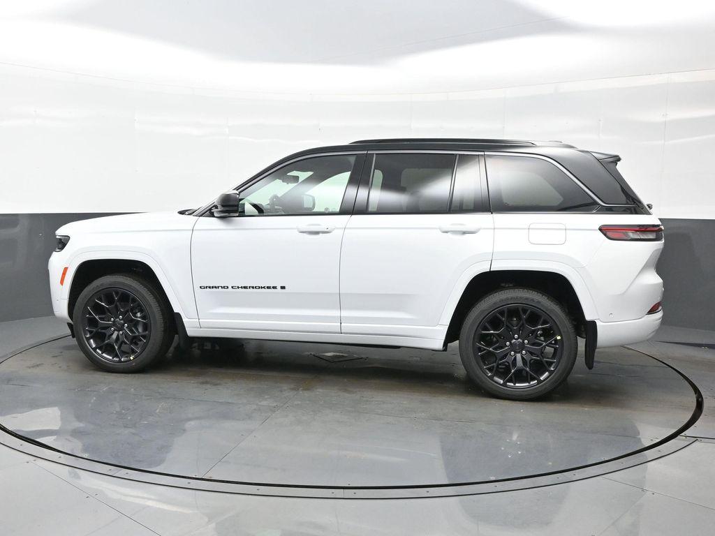 new 2026 Jeep Grand Cherokee car, priced at $59,755