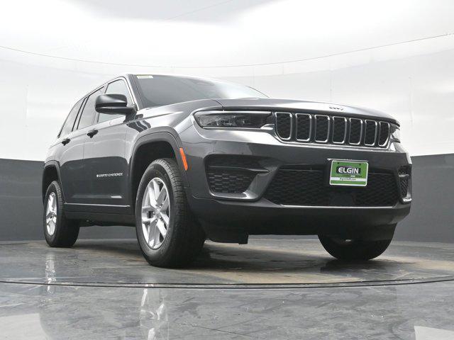 new 2026 Jeep Grand Cherokee car, priced at $38,176