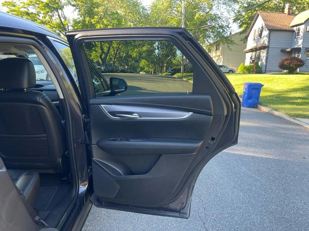used 2017 Cadillac XT5 car, priced at $8,995