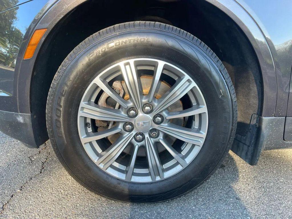 used 2017 Cadillac XT5 car, priced at $8,995