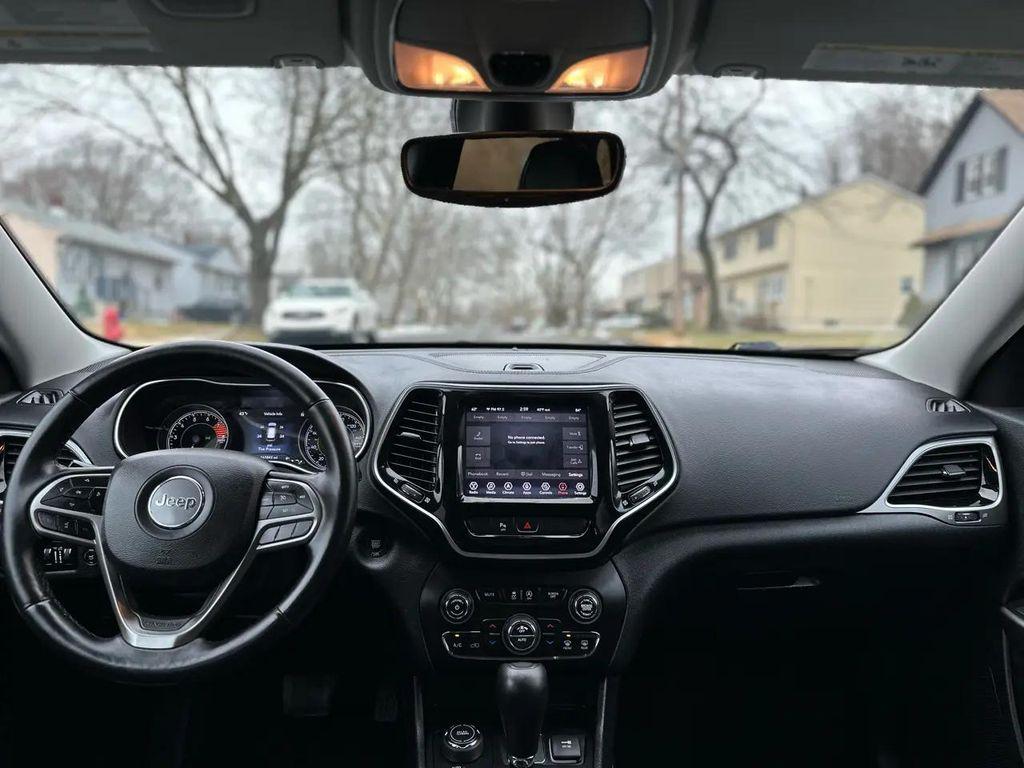 used 2019 Jeep Cherokee car, priced at $7,995