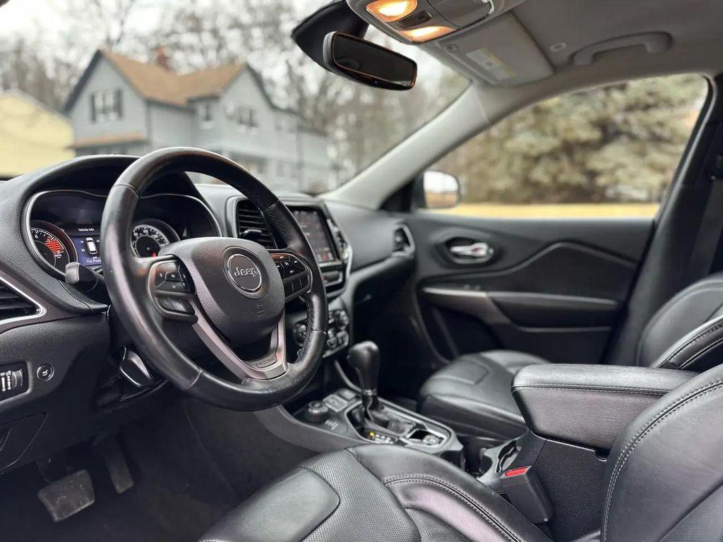 used 2019 Jeep Cherokee car, priced at $7,995