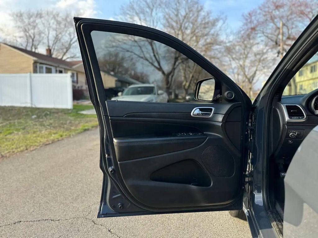 used 2018 Jeep Grand Cherokee car, priced at $12,995