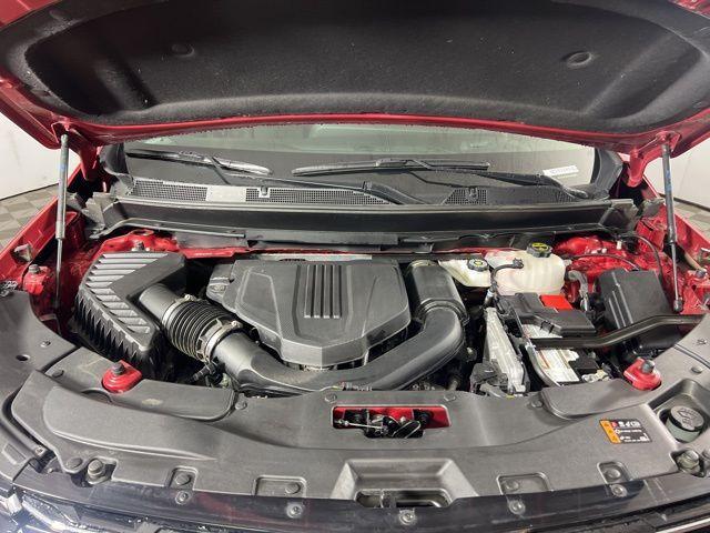 used 2025 Chevrolet Traverse car, priced at $46,756