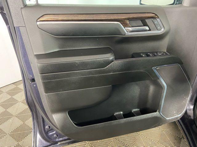used 2024 GMC Sierra 1500 car, priced at $39,372