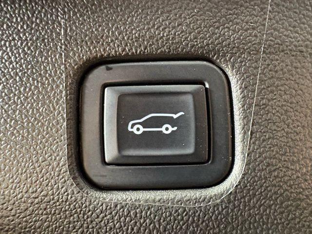 used 2023 Chevrolet Blazer car, priced at $27,904