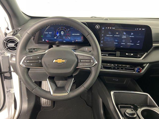 new 2026 Chevrolet Equinox car, priced at $30,935