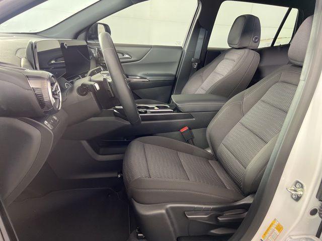 new 2026 Chevrolet Equinox car, priced at $30,935