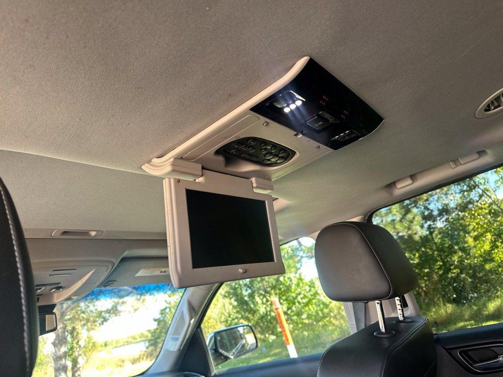 used 2018 Chevrolet Suburban car, priced at $26,640