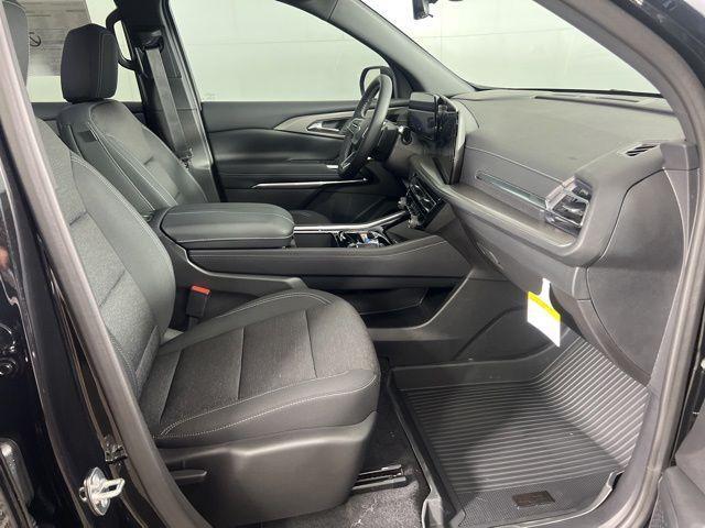 new 2026 Chevrolet Traverse car, priced at $45,555