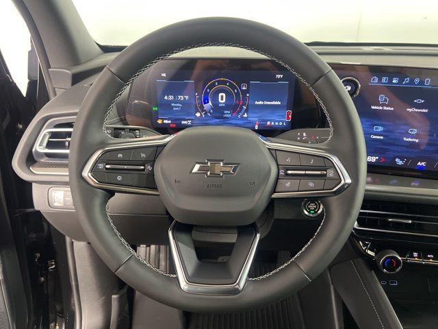 new 2026 Chevrolet Traverse car, priced at $45,555