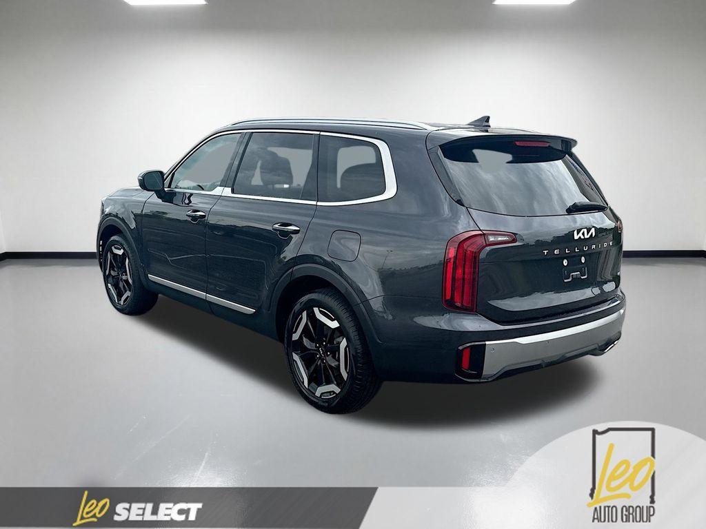 used 2025 Kia Telluride car, priced at $34,262