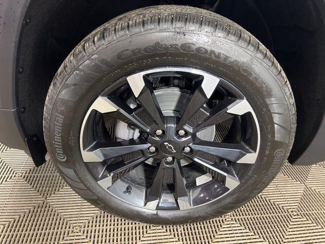 new 2026 Chevrolet Equinox car, priced at $38,070