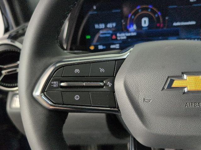 new 2026 Chevrolet Equinox car, priced at $32,400