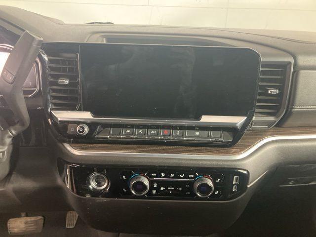 used 2024 Chevrolet Silverado 1500 car, priced at $34,390