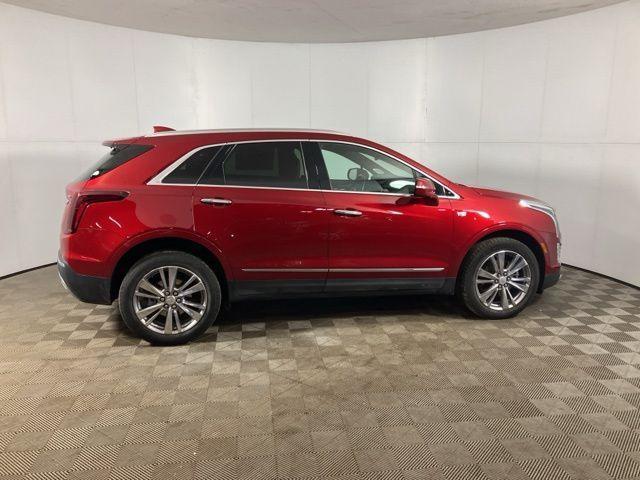 used 2023 Cadillac XT5 car, priced at $28,824